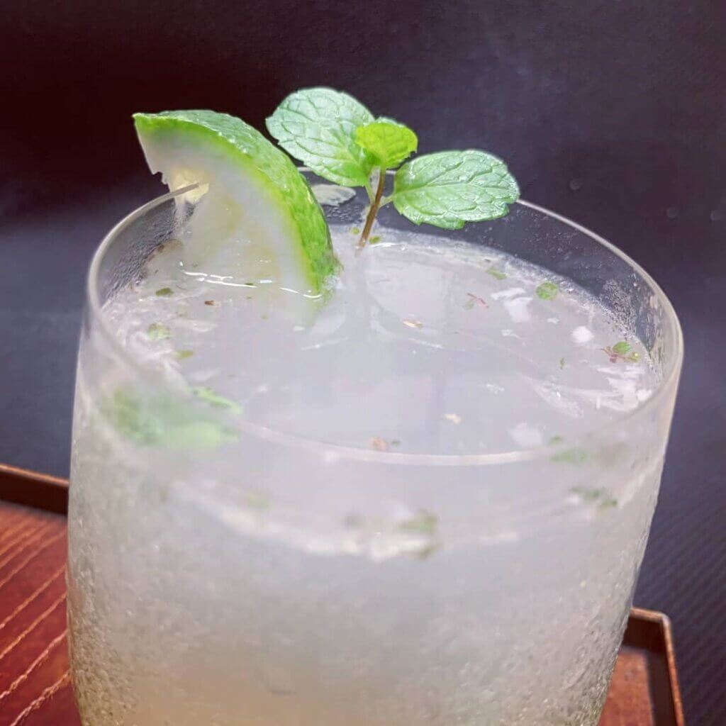 居家避暑第一杯 : 熱島風情的特調Mojito 居家避暑第一杯 : 熱島風情的特調Mojito